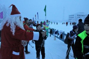 В Апатитах прошла новогодняя лыжная гонка
