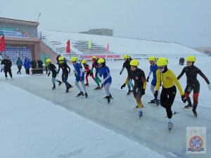 Соревнования по конькобежному спорту Праздника Севера учащихся